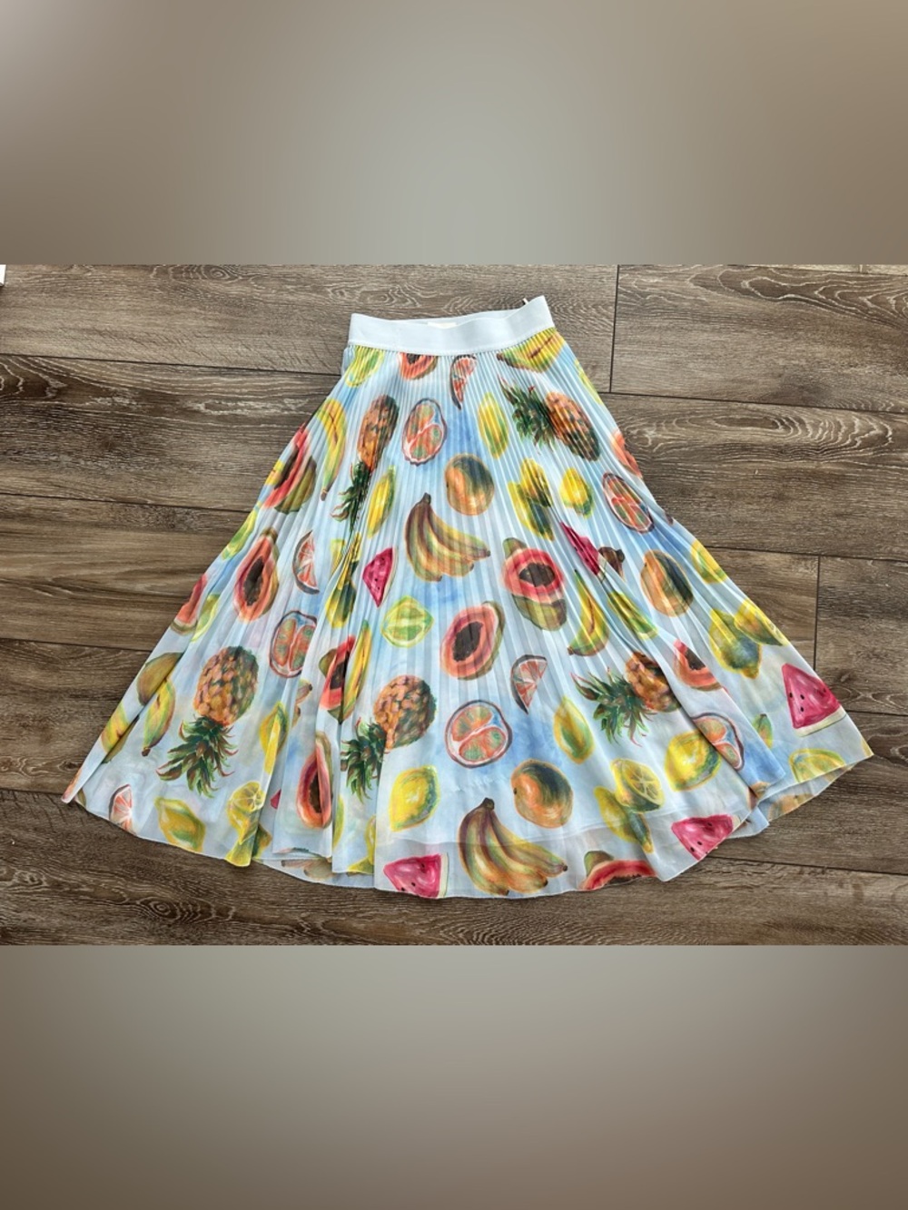 Wilfred Pleated / Twirl Pleated Skirt Fruit Print Skirt, woman’s M - Picture 2 of 11